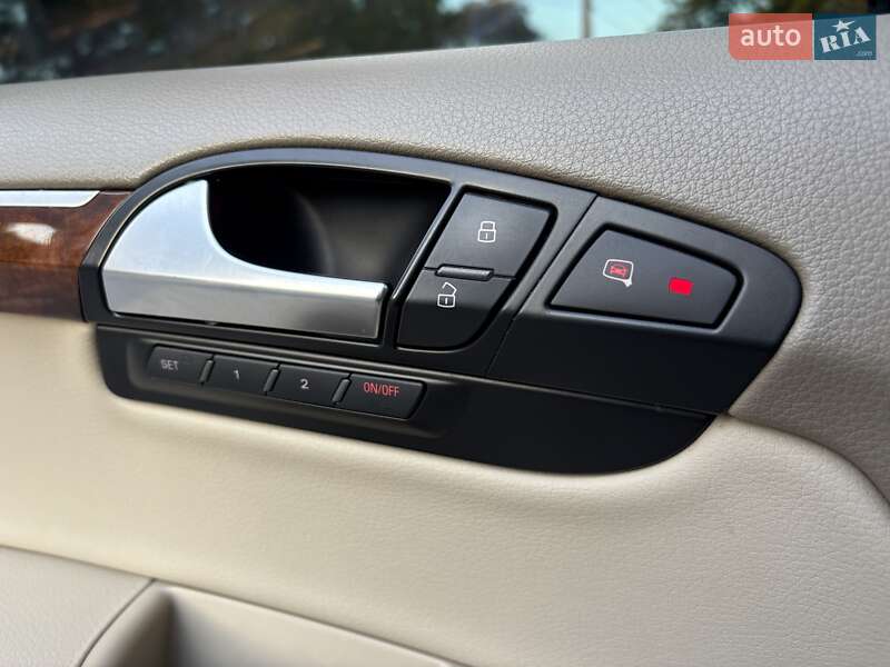 Внедорожник / Кроссовер Audi Q7 2011 в Одессе