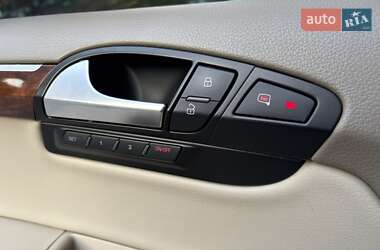 Внедорожник / Кроссовер Audi Q7 2011 в 