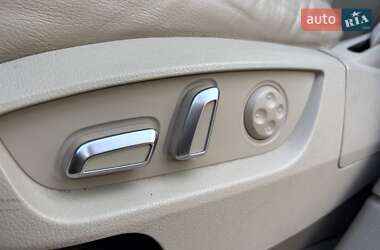 Внедорожник / Кроссовер Audi Q7 2011 в 