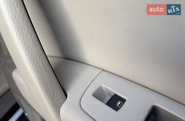 Внедорожник / Кроссовер Audi Q7 2011 в 