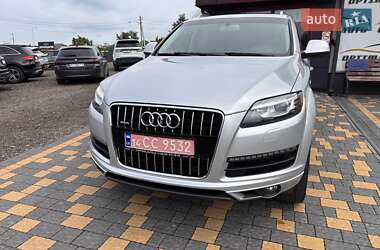 Внедорожник / Кроссовер Audi Q7 2015 в 