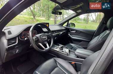 Внедорожник / Кроссовер Audi Q7 2019 в 