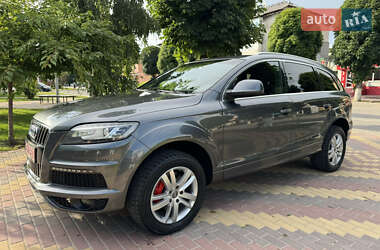 Внедорожник / Кроссовер Audi Q7 2011 в 