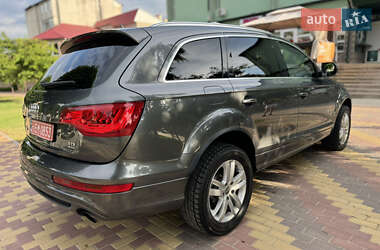 Внедорожник / Кроссовер Audi Q7 2011 в 