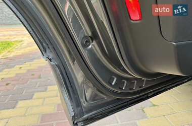 Внедорожник / Кроссовер Audi Q7 2011 в 