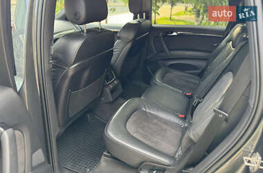 Внедорожник / Кроссовер Audi Q7 2011 в 