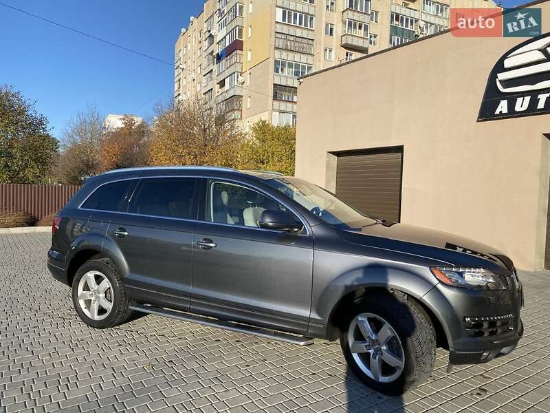 Внедорожник / Кроссовер Audi Q7 2012 в Каменец-Подольском
