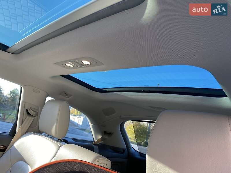 Внедорожник / Кроссовер Audi Q7 2012 в Каменец-Подольском