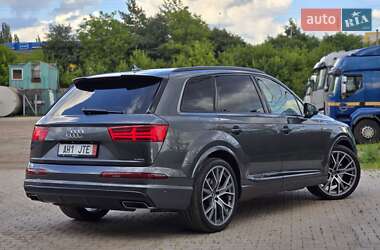 Внедорожник / Кроссовер Audi Q7 2019 в 