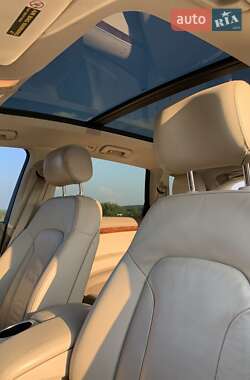 Позашляховик / Кросовер Audi Q7 2013 в 