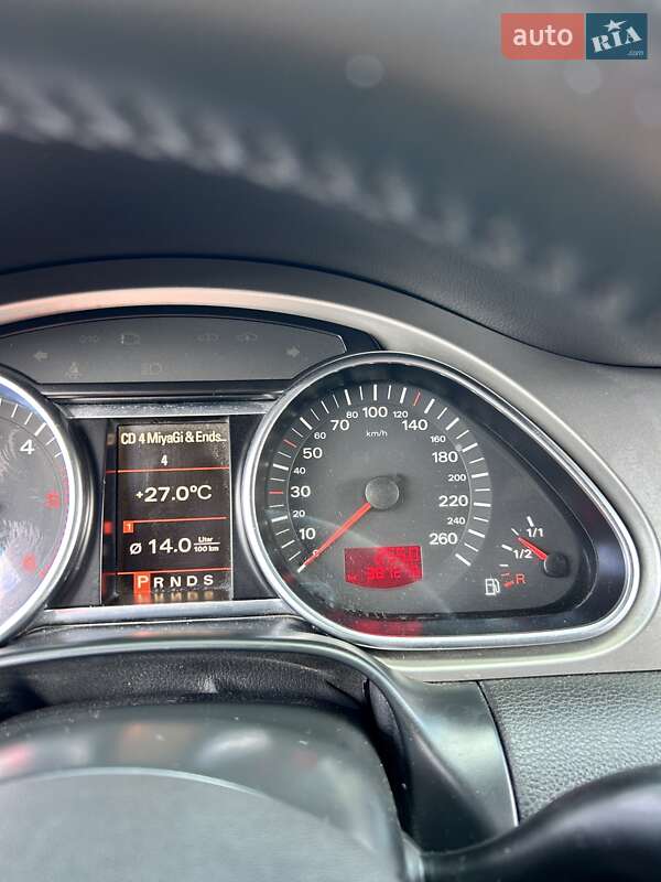 Внедорожник / Кроссовер Audi Q7 2006 в Сумах