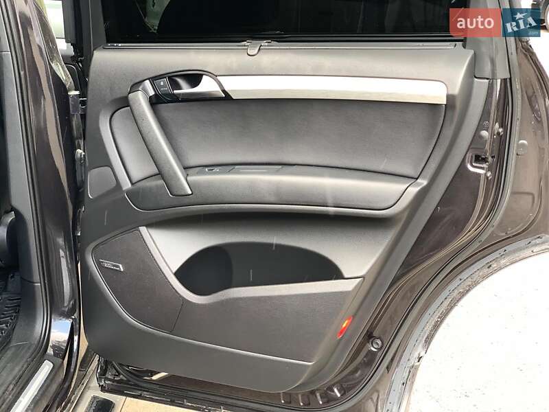 Внедорожник / Кроссовер Audi Q7 2013 в Виннице