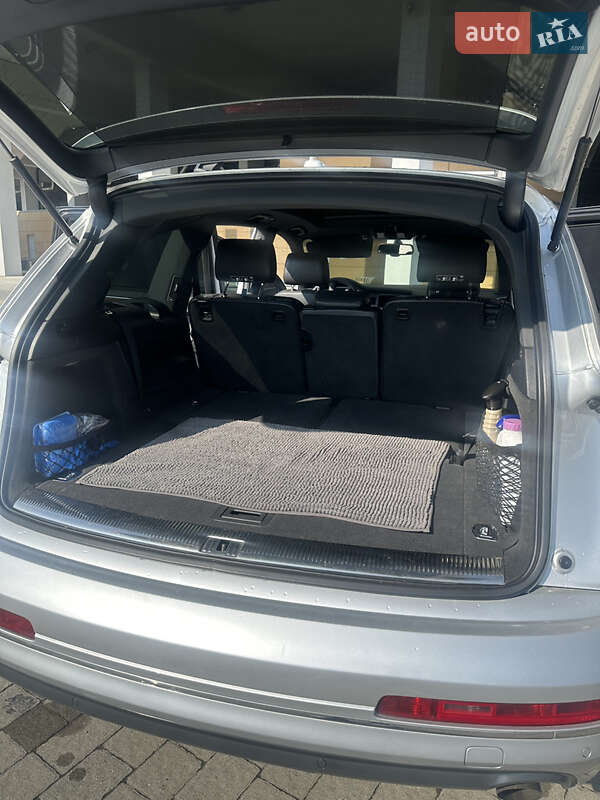 Внедорожник / Кроссовер Audi Q7 2010 в Львове