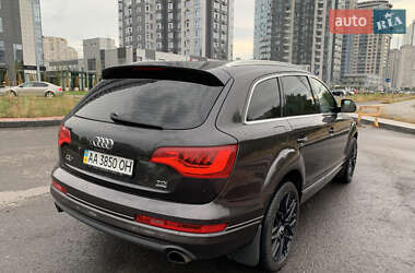 Внедорожник / Кроссовер Audi Q7 2013 в 