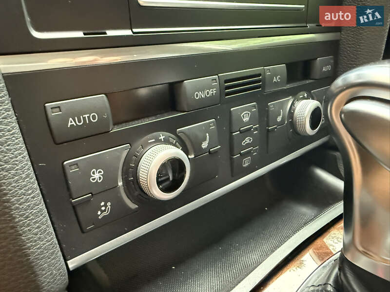 Внедорожник / Кроссовер Audi Q7 2014 в Хмельницком