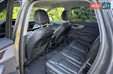 Внедорожник / Кроссовер Audi Q7 2020 в 