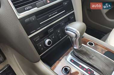 Внедорожник / Кроссовер Audi Q7 2014 в 