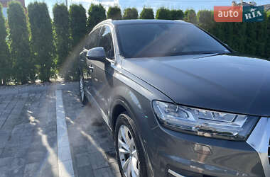 Внедорожник / Кроссовер Audi Q7 2018 в 