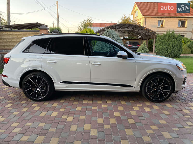 Позашляховик / Кросовер Audi Q7 2021 в Білій Церкві
