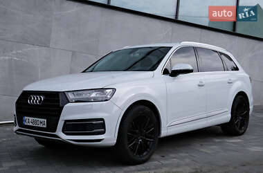 Позашляховик / Кросовер Audi Q7 2015 в Києві