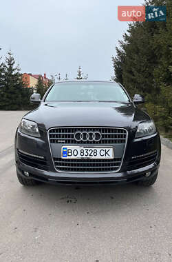 Позашляховик / Кросовер Audi Q7 2006 в 