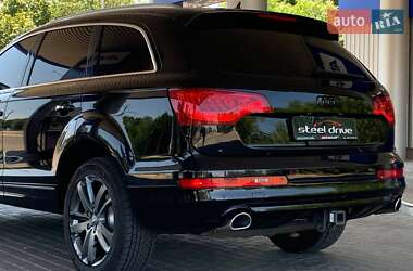 Внедорожник / Кроссовер Audi Q7 2014 в 