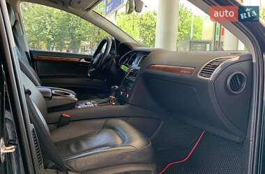 Внедорожник / Кроссовер Audi Q7 2014 в 