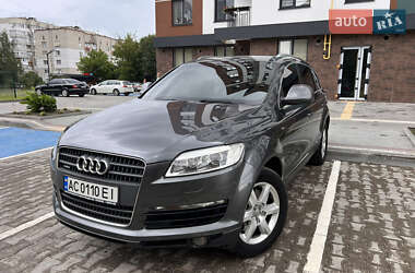 Внедорожник / Кроссовер Audi Q7 2007 в 