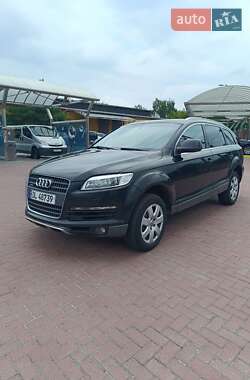 Позашляховик / Кросовер Audi Q7 2007 в Рівному