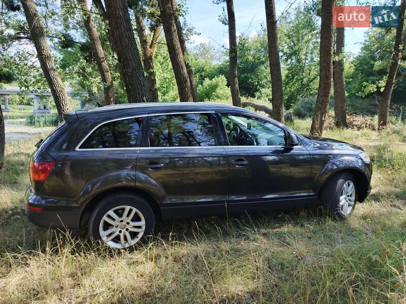 Внедорожник / Кроссовер Audi Q7 2006 в Гадяче фото 8 Внедорожник / Кроссовер Audi Q7 2006 в Гадяче