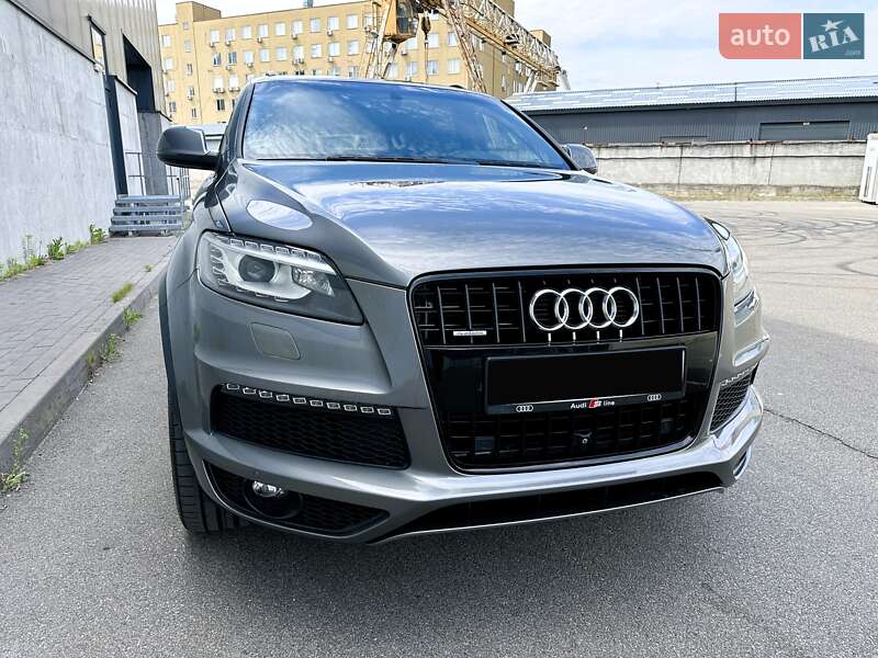 Внедорожник / Кроссовер Audi Q7 2015 в Киеве