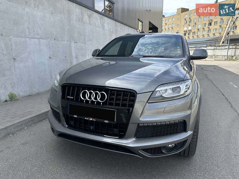 Внедорожник / Кроссовер Audi Q7 2015 в Киеве