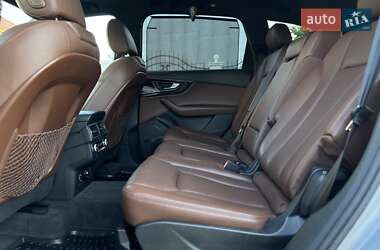 Внедорожник / Кроссовер Audi Q7 2018 в 