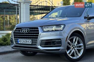 Внедорожник / Кроссовер Audi Q7 2018 в 
