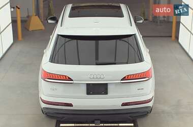 Внедорожник / Кроссовер Audi Q7 2020 в 