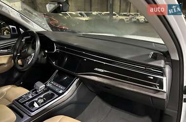 Внедорожник / Кроссовер Audi Q7 2020 в 