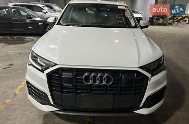 Внедорожник / Кроссовер Audi Q7 2020 в 