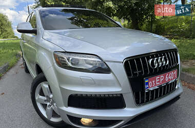 Позашляховик / Кросовер Audi Q7 2013 в 