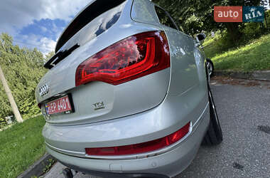 Позашляховик / Кросовер Audi Q7 2013 в 