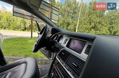Позашляховик / Кросовер Audi Q7 2013 в 