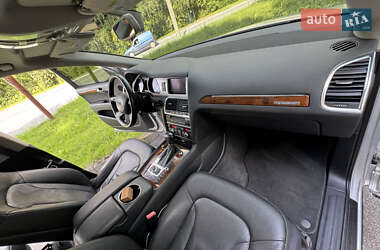 Позашляховик / Кросовер Audi Q7 2013 в 