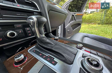 Позашляховик / Кросовер Audi Q7 2013 в 