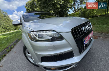 Позашляховик / Кросовер Audi Q7 2013 в 