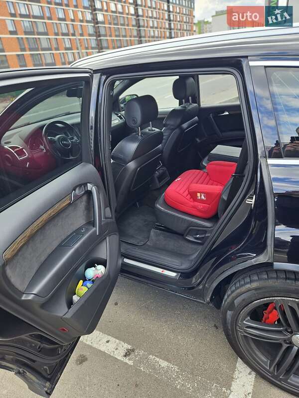 Внедорожник / Кроссовер Audi Q7 2012 в Вишневом фото 6 Внедорожник / Кроссовер Audi Q7 2012 в Вишневом