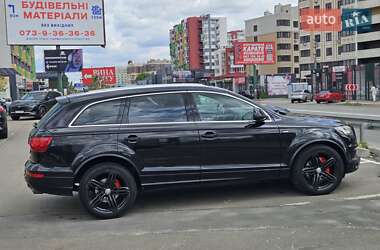Внедорожник / Кроссовер Audi Q7 2012 в 