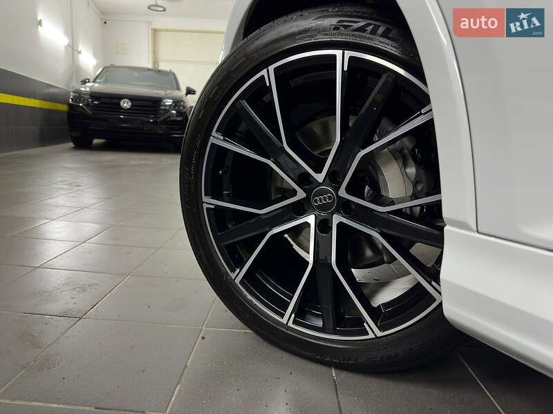 Внедорожник / Кроссовер Audi Q7 2020 в Казатине