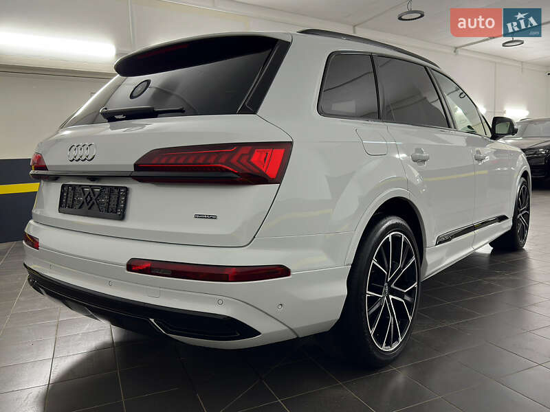 Внедорожник / Кроссовер Audi Q7 2020 в Казатине