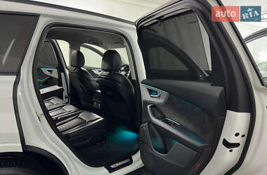Внедорожник / Кроссовер Audi Q7 2020 в 
