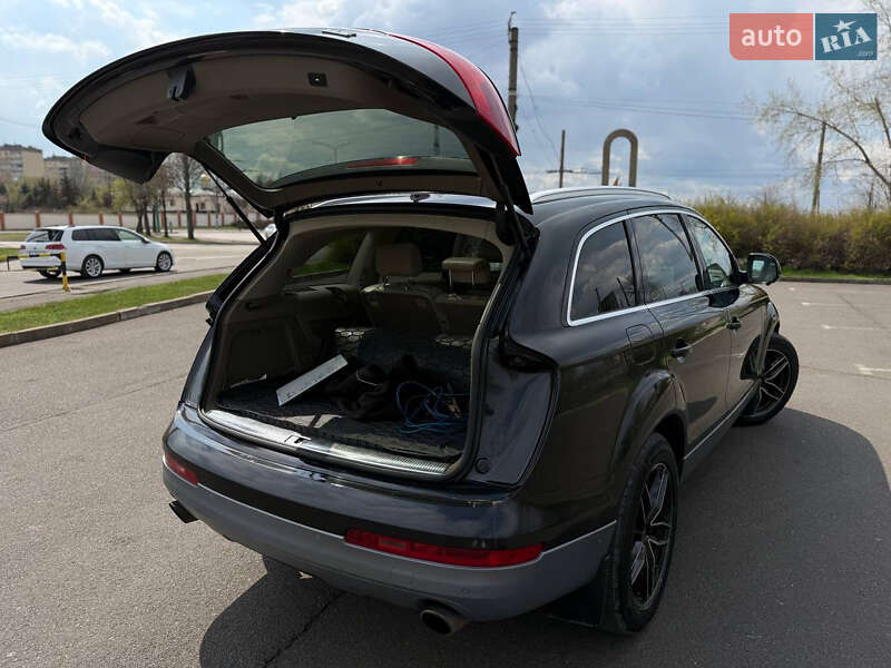 Позашляховик / Кросовер Audi Q7 2007 в Кривому Розі