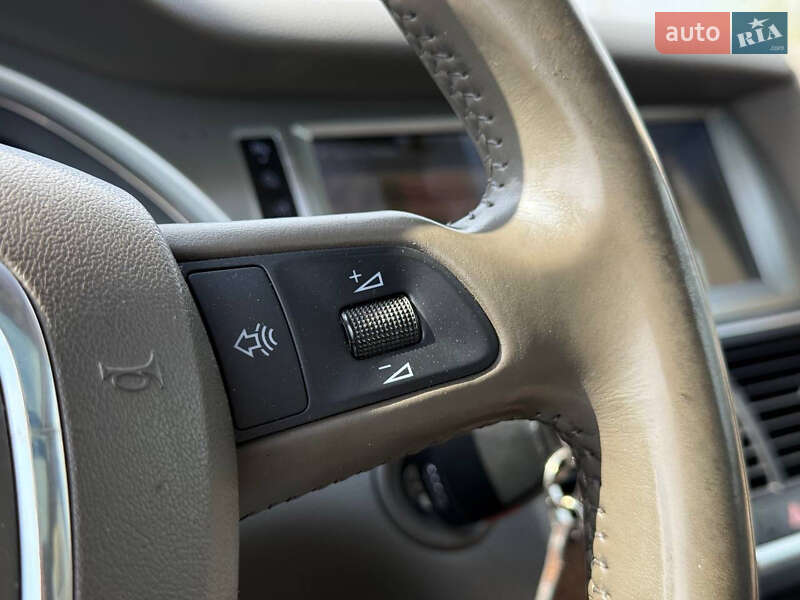 Позашляховик / Кросовер Audi Q7 2007 в Кривому Розі